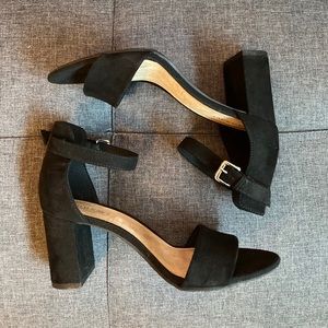 Old Navy block heel